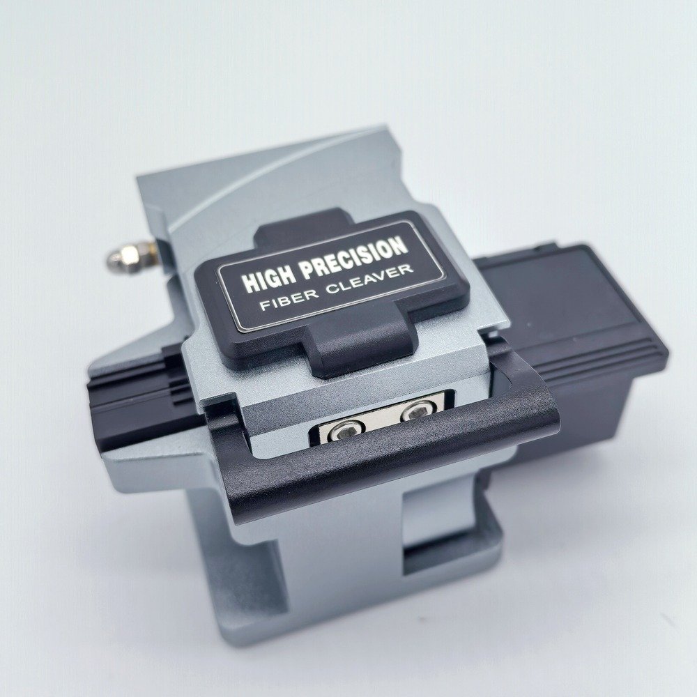 K-21 high precision fiber cleaver, silver, closed view